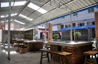 Dejiling Business Hotel