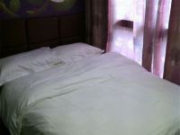 上海珠明宾馆 - 豪华大床房