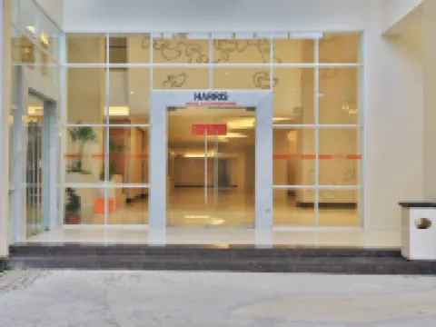 Harris Hotel & Conventions Ciumbuleuit - Bandung Hotels in Cidadap