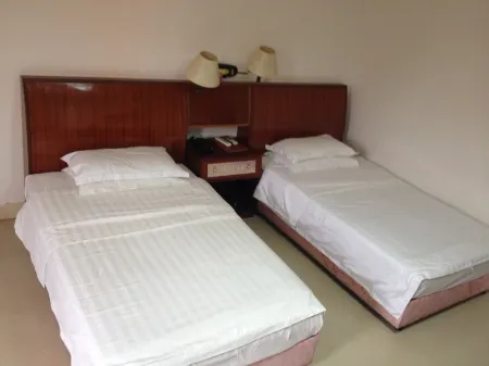 Linyuan Hotel Отели рядом с достопримечательностью «Taipingshan Pubu»