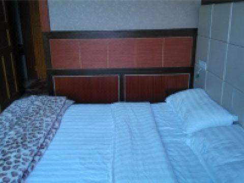 越西庆盈楼商务宾馆 - 电脑间