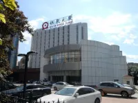 Silver Spring Tower Hotels near Cishousi Station