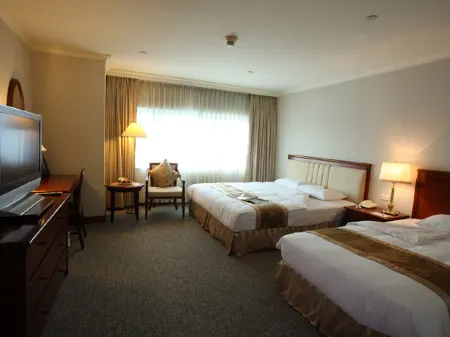 Evergreen Laurel Hotel