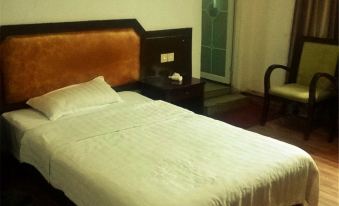Suitetrails - Yugan Huaxiang Hotel