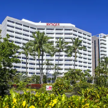 Rydges Esplanade Resort Cairns, an EVT hotel Отели в г. Кэрнс