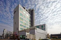 Hotel 7 台中逢甲 逢甲夜市のホテル