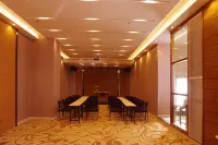 Park Lane Yiju Hotel (Jiangmen Kaiping Shuikou Bus Station)