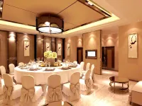 Shiji Jinyuan International Hotel Hotel di Laifeng