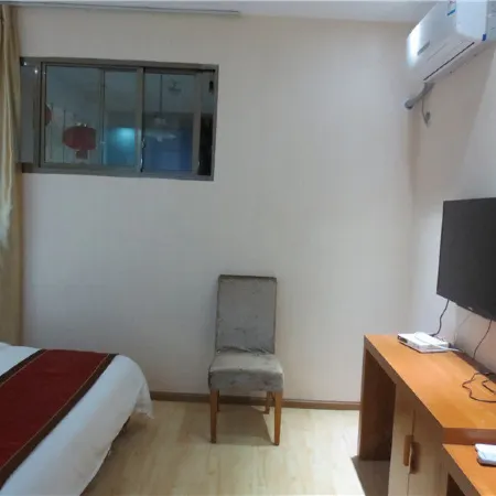 Longchang Yage Hotel