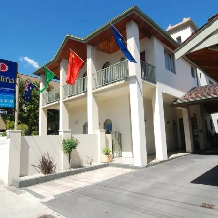 Brunswick Tower Hotel