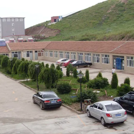 LongYuan Holiday Hotel