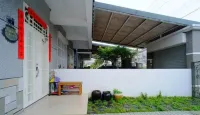 โทเมโท คอฟฟี่ เกสต์เฮาส์