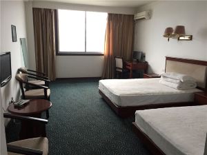 Chongqing Fuxin Business Hotel