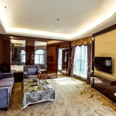 Luzhou Shanhai Restaurant فنادق في لوجَو