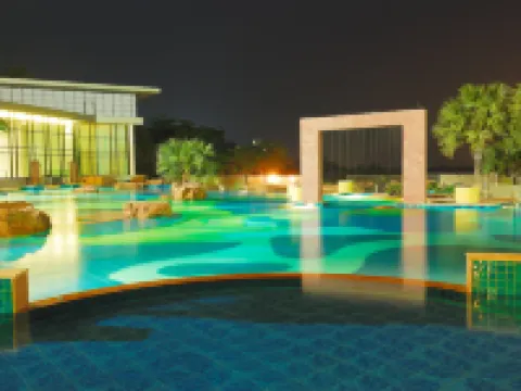 โรงแรมเดอะ ซายน์ โรงแรมในพัทยา