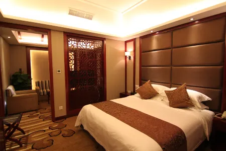 Four Seasons Guanghua Hotel