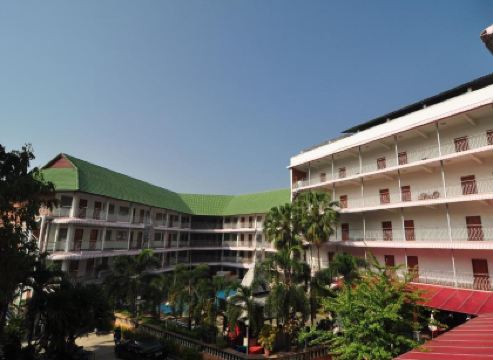 โรงแรมท็อปนอร์ท