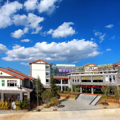 麗江機場廣都飯店（麗江三義機場店） 麗江三義國際機場附近的飯店