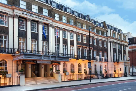 Hilton London Euston Отели рядом с достопримечательностью «Кингс-Кросс»