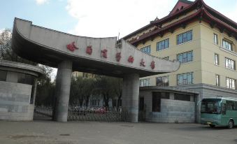 Longmen Building Hotel