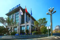 Days Hotel & Suites by Wyndham Sichuan Jiangyou - موقف سيارات