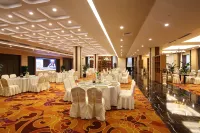 Romantic Hotel - Breakfast