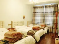 Jiatingyi Hotel - balcony