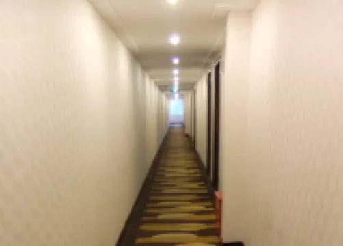 杭州銀田商務酒店（五聯地鐵站店）