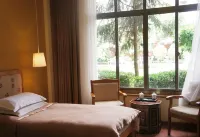 Lhasa Jiqu Hotel