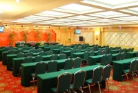 Railway Grand Hotel Hotels in Xiangyang