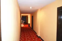 Luojiang Huamaote Hotel