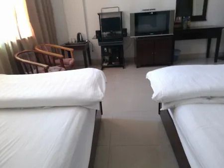 Xinping Jinshuangyuan Hotel