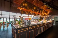 Kutabex Beachfront Hotel