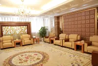 Shuyi International Hotel - parkir