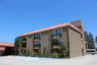 阿罕布拉飯店 Keck School of Medicine of USC Physician Assistant Program附近的飯店