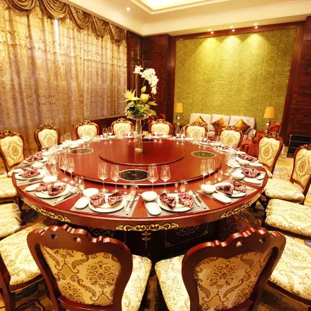 Planet International Hotel (Jingmen Duodao Wanda Branch)