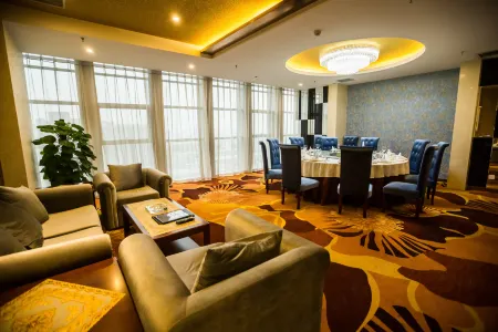 Heng Feng Hotel Отели рядом с достопримечательностью «Tangshan Vocational and Technical College»