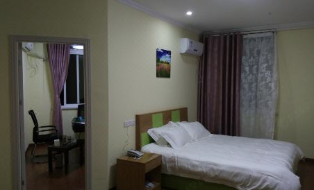 Suitetrails - Pinghu Golden Bay Hotel