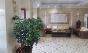 Liaoyuan Qixi Fashion Hotel