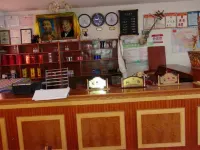 Tingri Baiba Hotel (Everest Avenue) Hotels in Tingri