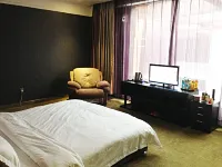 Lanzhou four seasons sunshine business hotel Hotels near Hualong Square