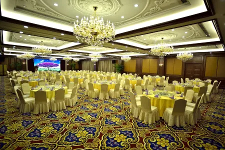 Picturesque Hotel Отели рядом с достопримечательностью «Basic Teaching Department of Wuxi Institute of Commerce»