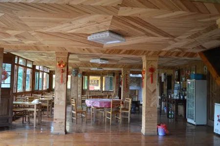 Ping'an Yijiaren Hostel Отели рядом с достопримечательностью «Ping'an Village»