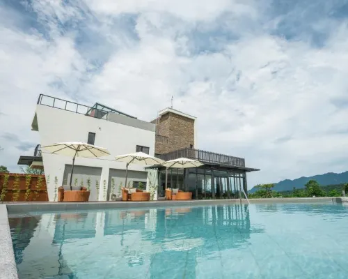 The Silence Manor Hotels near Ruisui Farm