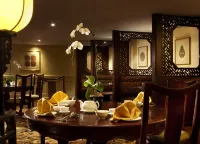 Regal Airport Hotel - Breakfast