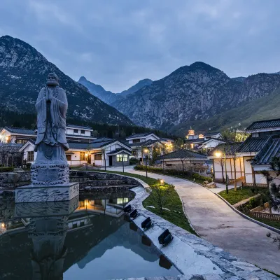 登封照見山居 鄰近《禪宗少林·音樂大典》實景演出的酒店