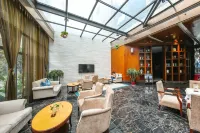Hongyang · Linglu Hotel Hotels in Lezhi