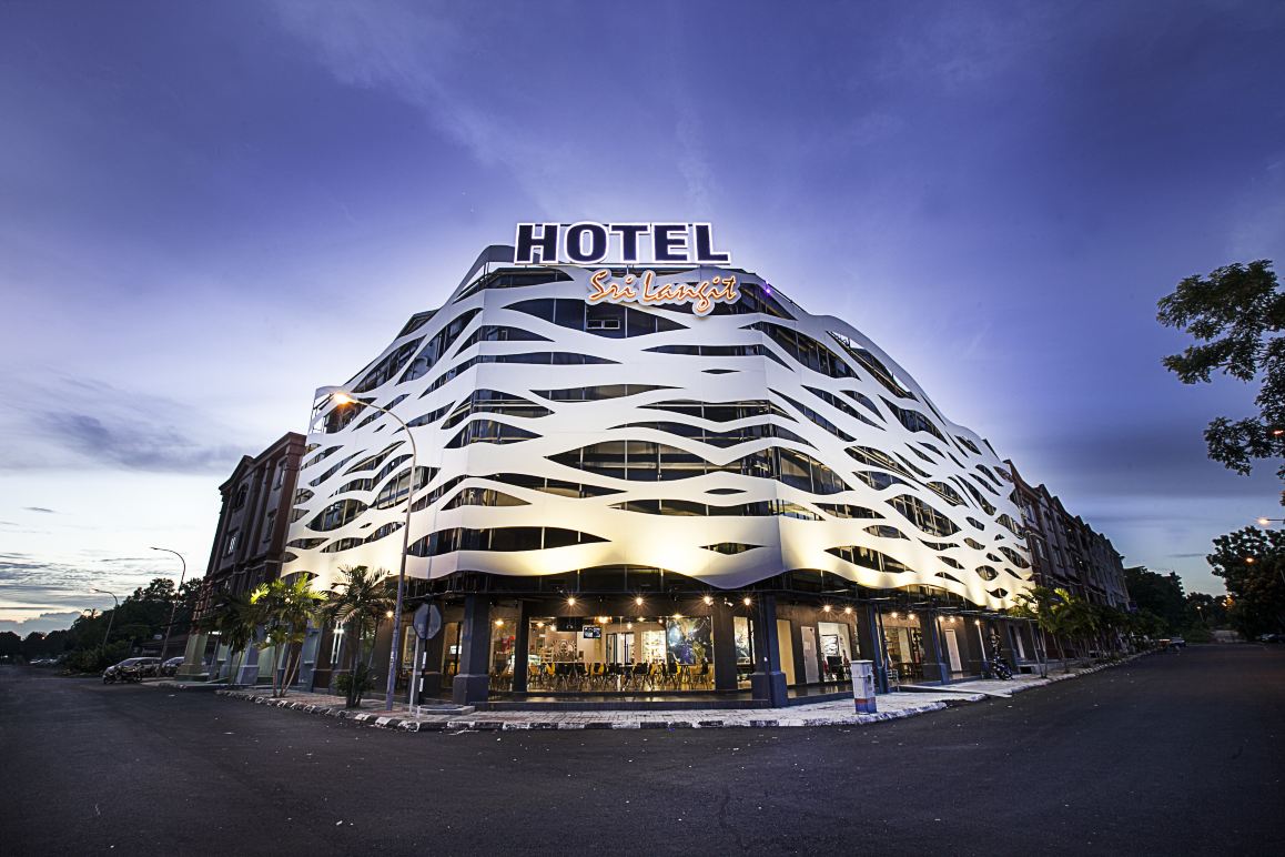 Sri Langit Hotel KLIA, KLIA 2 & F1 Hotels in Sepang