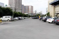 Beiliu International Hotel - parking