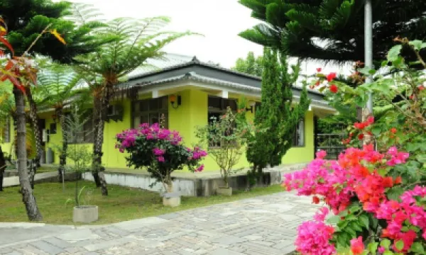 台東筆筒樹山莊 鄰近清淨母語農場的酒店